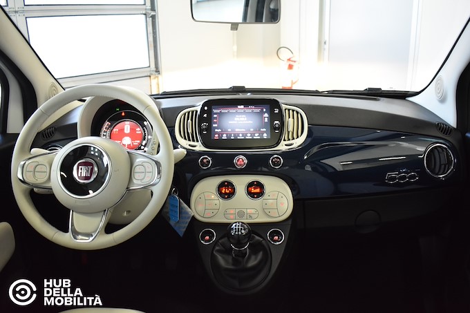 FIAT 500 1.0 Hybrid Dolcevita